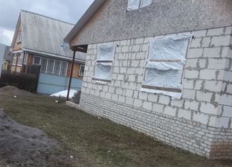 Продаю дом, 95 м2, поселок городского типа Анна