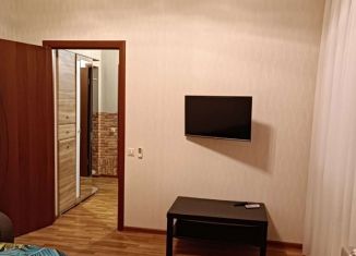 Сдам 1-комнатную квартиру, 35 м2, Краснодарский край, Волжская улица, 85А