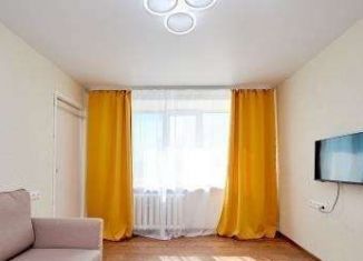 Продается 4-комнатная квартира, 61 м2, Новосибирск, улица Ватутина, метро Площадь Маркса
