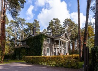 Продам дом, 590 м2, деревня Александровка, Лесная улица