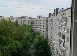 Сдам в аренду 3-комнатную квартиру, 58 м2, Санкт-Петербург, улица Академика Байкова, 17к1, улица Академика Байкова