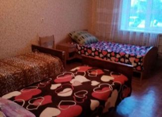 Сдам четырехкомнатную квартиру, 64 м2, Белгородская область, улица Королёва, 4