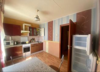 Сдаю однокомнатную квартиру, 37 м2, Череповец, Октябрьский проспект, 49