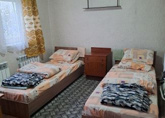 Сдаю в аренду комнату, 12 м2, Ростовская область, Набережная улица, 17