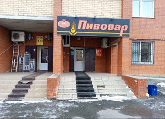 Продаю торговую площадь, 118 м2, Южноуральск, улица Мира, 58Б