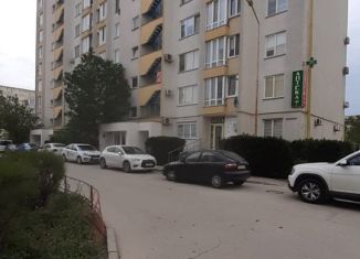 Продам 3-ком. квартиру, 84.1 м2, Евпатория, улица 9 Мая, 45А