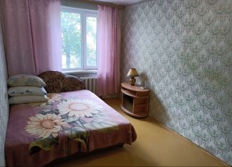 Сдам 3-ком. квартиру, 72 м2, Феодосия, улица Челнокова, 88А