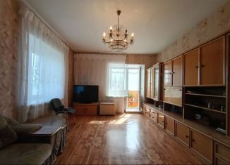 Продается 2-комнатная квартира, 54 м2, Железногорск, проспект Курчатова, 46