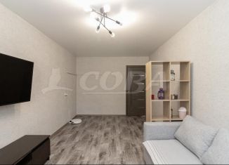 Продам двухкомнатную квартиру, 46 м2, Тюменская область, Курская улица, 2