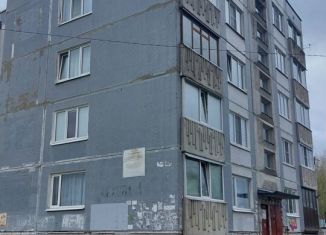 Продается трехкомнатная квартира, 79 м2, Ленинградская область, улица Чехова, 4