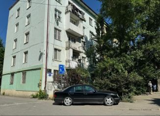 Продажа 4-комнатной квартиры, 60 м2, Махачкала, улица Аскерханова, 5А, Советский район