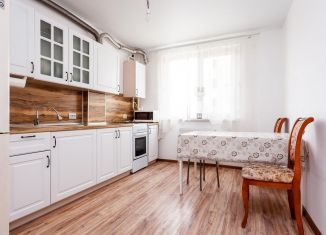 Продам двухкомнатную квартиру, 55 м2, посёлок городского типа Яблоновский, улица Гагарина, 192к3