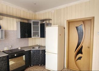 Продается 2-комнатная квартира, 71 м2, Екатеринбург, метро Чкаловская, улица Титова, 17