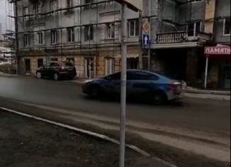 Продам торговую площадь, 58 м2, Златоуст, улица Карла Маркса, 11