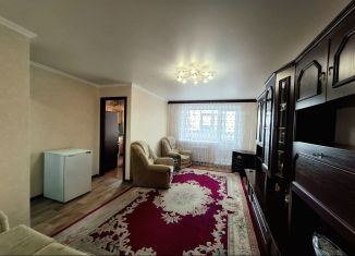 Продается двухкомнатная квартира, 43.7 м2, Петропавловск-Камчатский, Комсомольская улица, 8