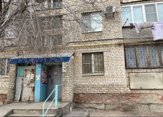 Продажа 1-ком. квартиры, 26 м2, Астраханская область, улица Николая Островского, 142А