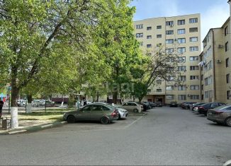 Продам трехкомнатную квартиру, 67.2 м2, Чечня, улица Иоанисиани, 23