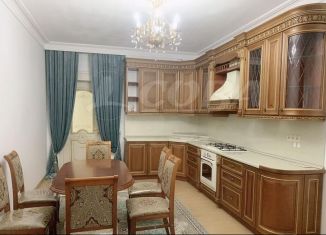 Двухкомнатная квартира в аренду, 100 м2, Дагестан, улица Даниялова, 5