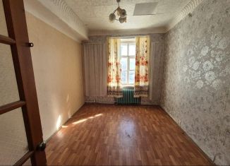 Продается 4-ком. квартира, 91 м2, Екатеринбург, улица Краснофлотцев, 1Г