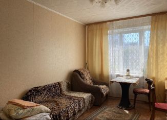 Сдается в аренду комната, 10 м2, Луга, проспект Володарского, 42