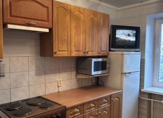 Аренда 1-ком. квартиры, 40 м2, Колпино, Оборонная улица, 4/49