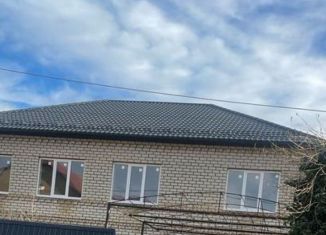 Продается дом, 350 м2, село Новый Хушет, улица Гамидова, 25