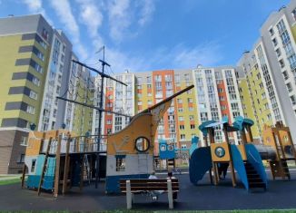 Сдаю 1-ком. квартиру, 49.3 м2, Калининград, Понартская улица, 9, ЖК Атлант