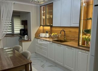 Продам 3-комнатную квартиру, 65.2 м2, Грозный, улица А.А. Айдамирова, 131к3, микрорайон Ипподромный