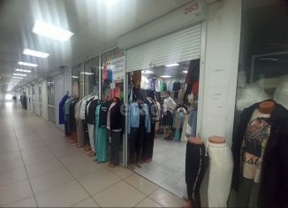 Продаю торговую площадь, 30.1 м2, Ижевск, улица Карла Маркса, 1