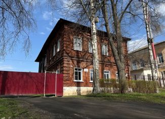 Продается трехкомнатная квартира, 61.4 м2, Тутаев, Казанская улица, 7
