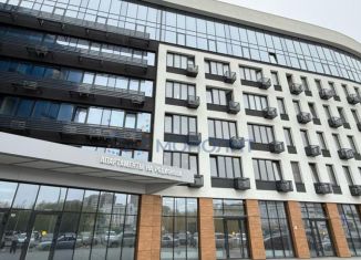 Продам 1-ком. квартиру, 52.1 м2, Нижний Новгород, улица Родионова, 136Б, метро Горьковская