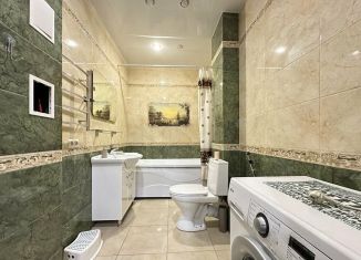 2-комнатная квартира в аренду, 65 м2, Новосибирск, Военная улица, 9/2, ЖК Военная Горка