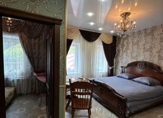 Сдам 2-ком. квартиру, 35 м2, Томская область, улица Дзержинского, 5