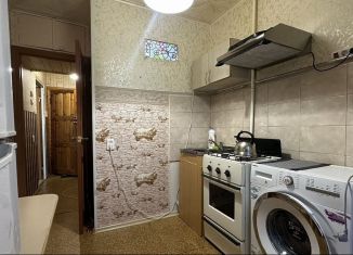 Сдается в аренду 1-комнатная квартира, 30 м2, Сыктывкар, улица Карла Маркса, 168, Октябрьский район