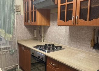 Сдаю в аренду 2-ком. квартиру, 55 м2, Серпухов, Бригадная улица, 4