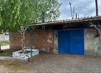 Продаю гараж, 24 м2, Энгельс, улица Колотилова, 80Б