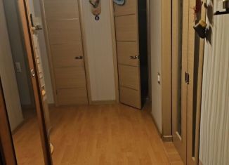 Сдам в аренду трехкомнатную квартиру, 60 м2, Карелия, Привокзальная улица, 19