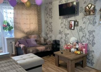 Продается однокомнатная квартира, 30.4 м2, Златоуст, улица имени Н.П. Полетаева, 3