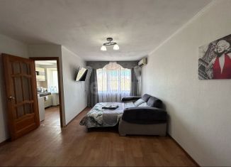 Двухкомнатная квартира на продажу, 42.2 м2, Элиста, 1-й микрорайон, 16, 1-й микрорайон