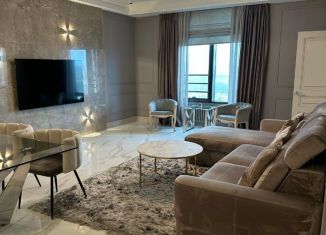 Сдаю двухкомнатную квартиру, 80 м2, Москва, Мосфильмовская улица, 74Б, метро Раменки