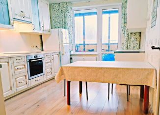 Продажа трехкомнатной квартиры, 72 м2, Санкт-Петербург, Петергофское шоссе, 86к3, Красносельский район