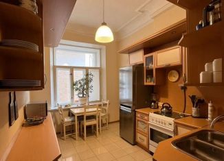 Продам 5-ком. квартиру, 112 м2, Москва, Гоголевский бульвар, 23, метро Боровицкая