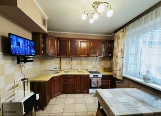 Продаю трехкомнатную квартиру, 74 м2, Москва, Витебская улица, 5, ЗАО