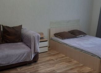 Сдаю в аренду 1-комнатную квартиру, 41 м2, Орёл, улица Генерала Родина, 70, Советский район