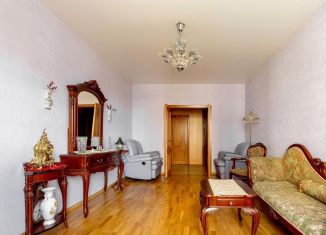 Сдаю в аренду 3-ком. квартиру, 80 м2, Санкт-Петербург, Большеохтинский проспект, 33к1, Красногвардейский район
