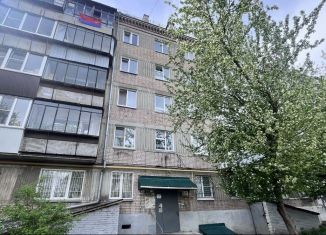 Продажа двухкомнатной квартиры, 44.8 м2, Копейск, проспект Славы, 25А