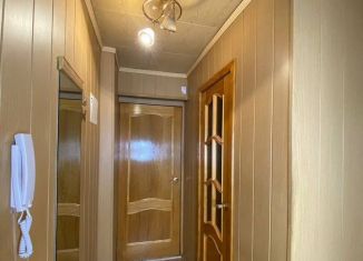 Продается двухкомнатная квартира, 43 м2, Ефремов, улица Горького, 70