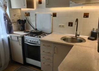 Сдаю 2-комнатную квартиру, 43 м2, Губкин, Советская улица, 18