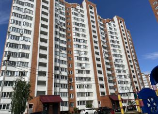 Продам трехкомнатную квартиру, 81.6 м2, Серпухов, бульвар 65 лет Победы, 15