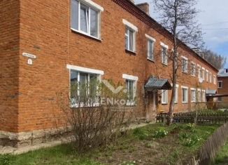 Продажа 2-ком. квартиры, 42.8 м2, посёлок Балезино, переулок Русских, 1